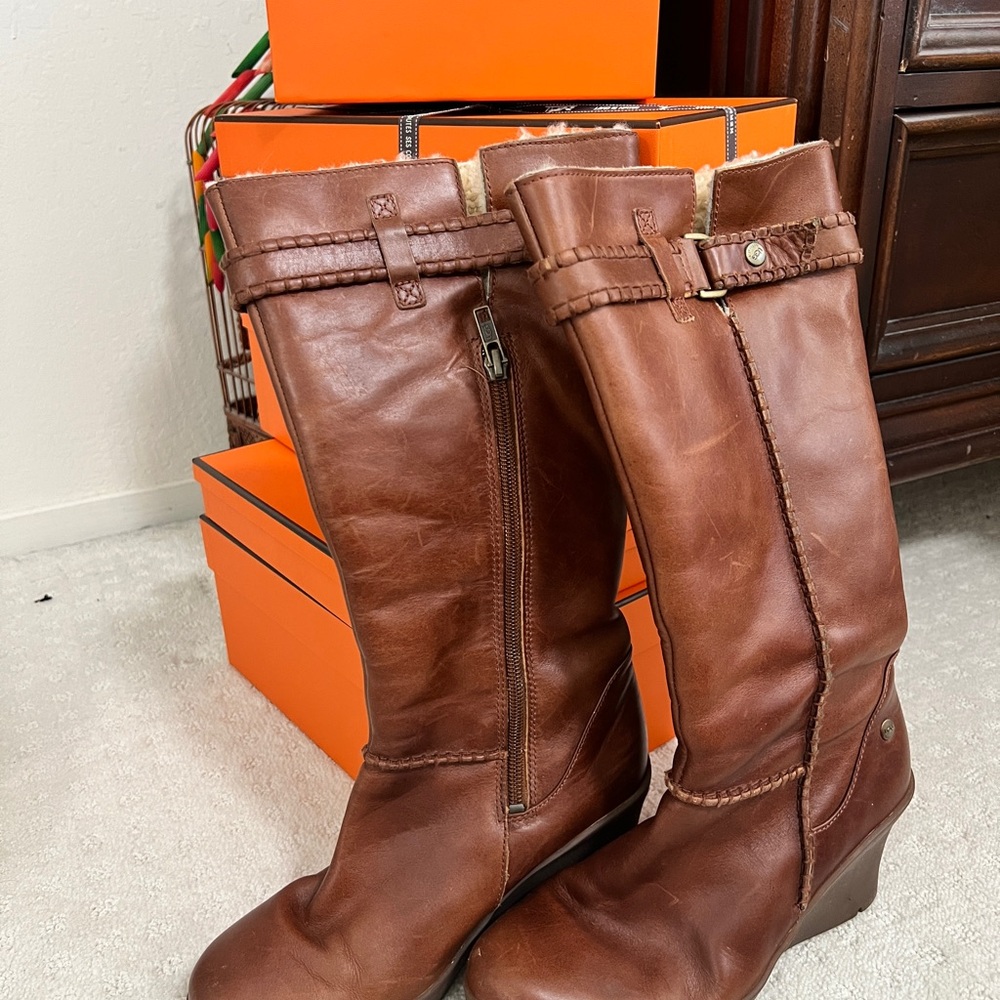 UGG Brown Leather Winter Boots